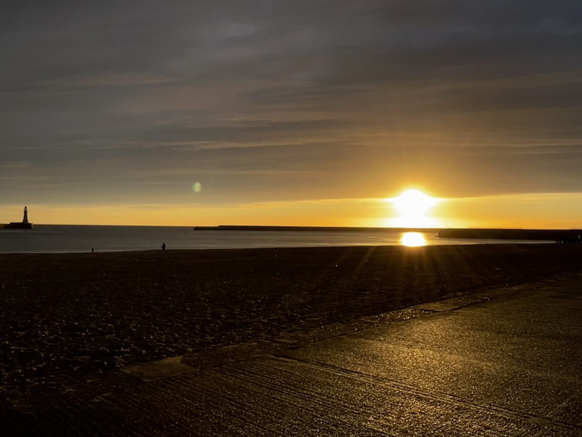 Sunrise at Roker Beach