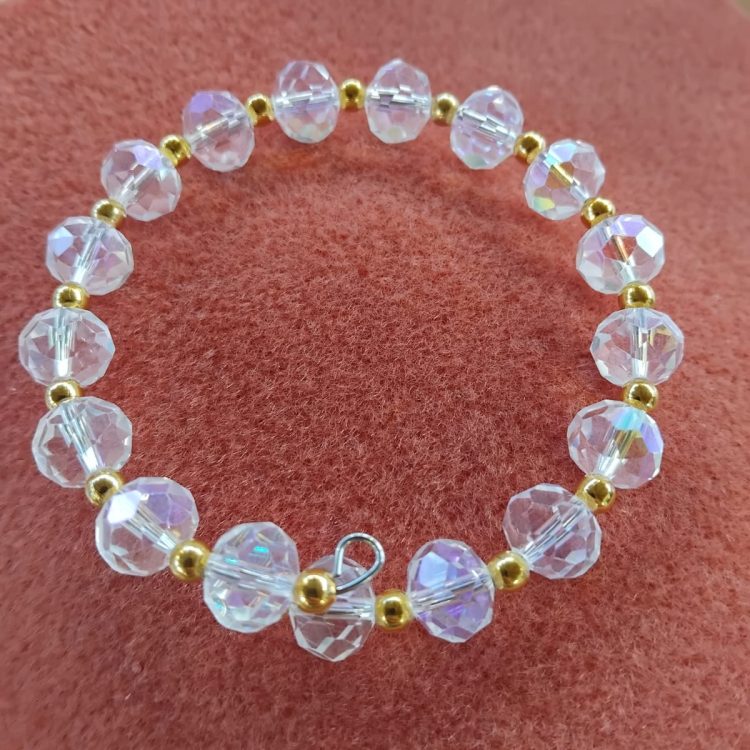 Clear beaded bracelet made by bracelet.